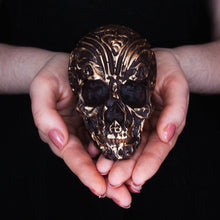 Lade das Bild in den Galerie-Viewer, Schokoladenschädel Vollmilch Vanille Spekulatius