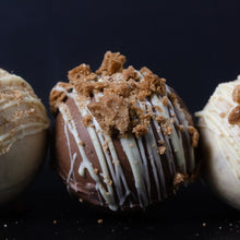 Lade das Bild in den Galerie-Viewer, Heiße Schokobombe Spekulatius Weiß